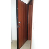 Θωρακισμένη πόρτα με επένδυση Laminated